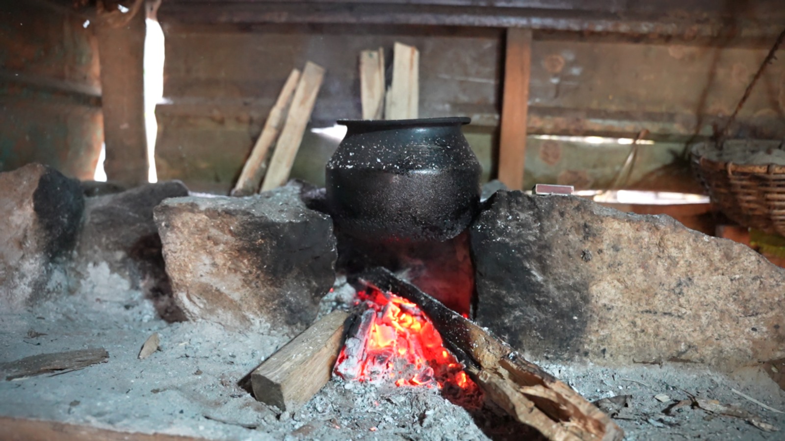 Ceylon gemstone craftsmanship